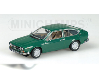 ALFA ROMEO Alfetta GTV (1976), green