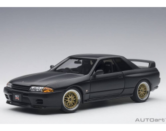 NISSAN Skyline GT-R R32 Tuned version, matt black