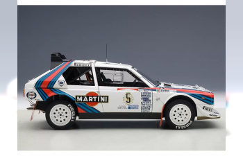 LANCIA Delta S4 "Martini" #5 Rally Winner Argentina (1986), biasion / siviero