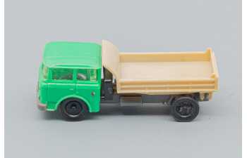 SKODA 706 MTC 4 Kipper LKW, green / beige