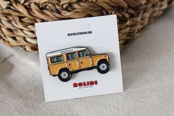 Значок Pin Land Rover Series 3, beige