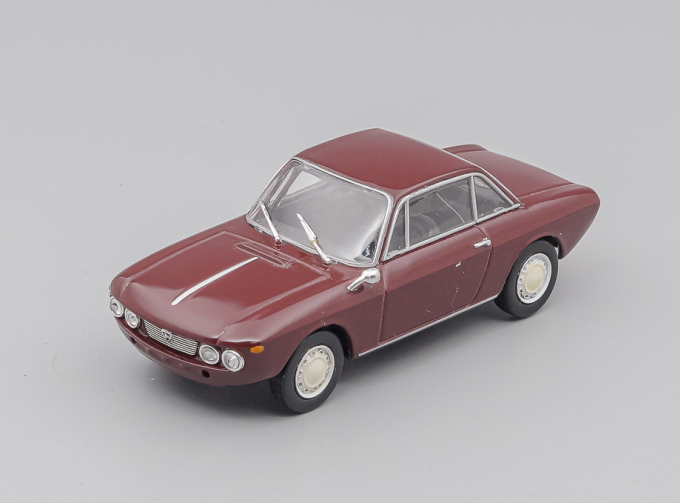 LANCIA Fulvia, dark red