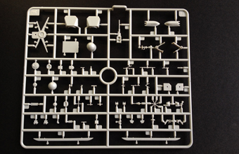 Сборная модель Chinese Navy Type 052D Missile Destroyer 'Changsha' (173)