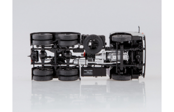 Камский грузовик 54112 с полуприцепом-цементовозом ТЦ-11, серый