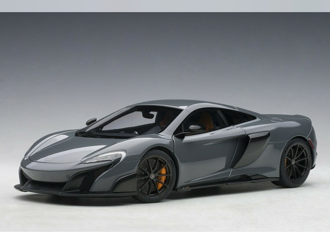 McLaren 675LT (grey)