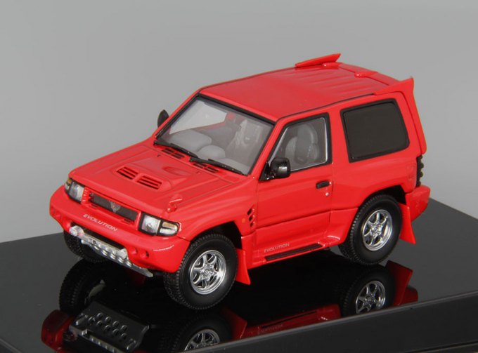 MITSUBISHI Pajero EVO, red