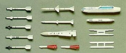 Сборная модель Набор вооружения AIRCRAFT WEAPONS III
