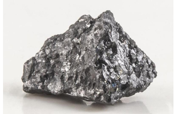 Выпуск №25. Камни и минералы. Тайны недр, Ильменит