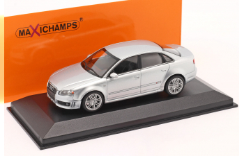 AUDI RS4 (2004), silver