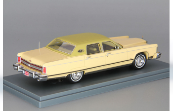 LINCOLN Continental Town Car (1977), light yellow 