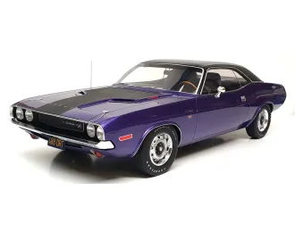DODGE Challenger R/T (1970), plum crazy