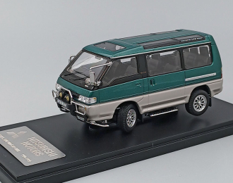 MITSUBISHI Delica Star Wagon 4WD (1990-1999), green metallic / silver