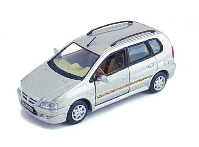 MITSUBISHI SPACE STAR (1998), beige metallic