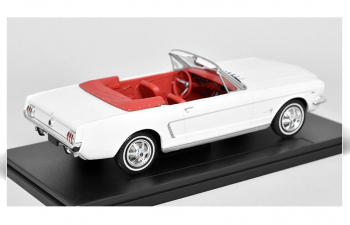 FORD Mustang (1965), white