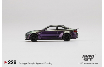 LB WORKS BMW M4 Purple Green