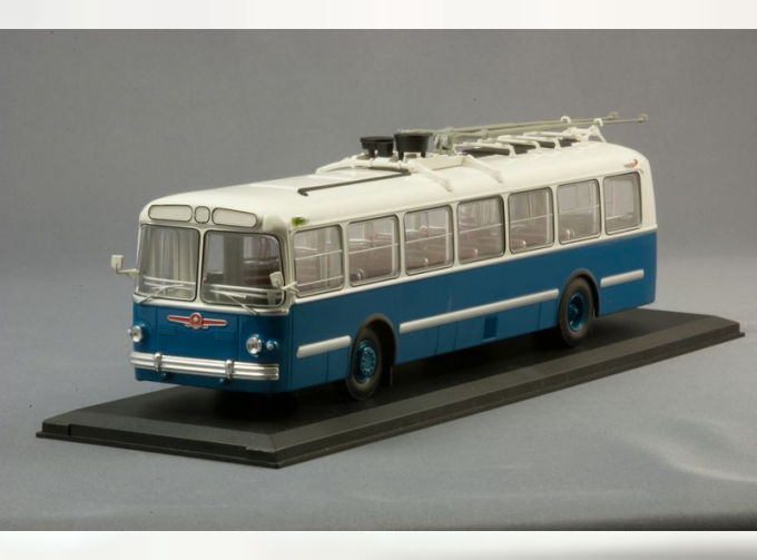 ЗИУ 5 троллейбус (1961-1969), сине-зеленый