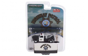 CHEVROLET C90 Dually Wrecker Полиция Калифорнии с фигуркой