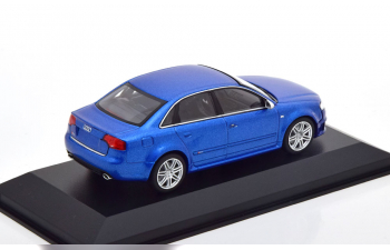 AUDI RS4 Limousine 2004, blue metallic