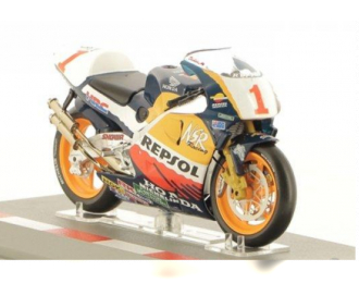 Michael Doohan - Honda NSR 500 из серии Porte-Revue Moto GP