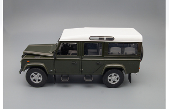 LAND ROVER Defender 110TDi Station Wagon 4x4 (1995), dark green / white