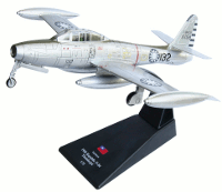 F-84 Thunderjet, Samoloty Swiata 45