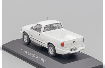 CHEVROLET S10 Pick-up (1996), white