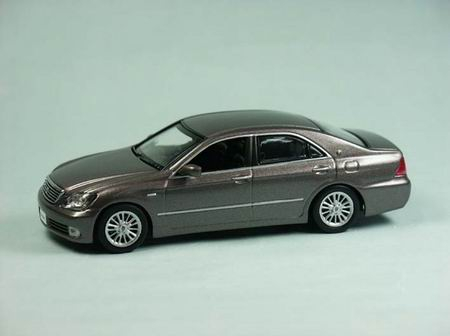TOYOTA Crown Royal Saloon, quartz grey pearl mica