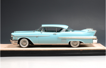 CADILLAC Coupe Deville (1958), Turquoise