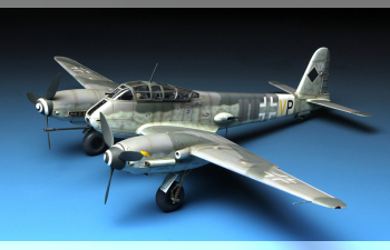 Сборная модель Самолет Messerschmitt Me 410B-2/U4