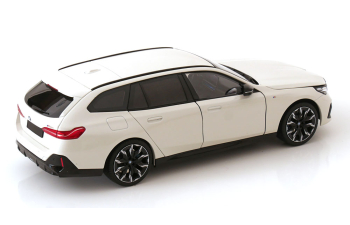 BMW 5-series I5 M60 Touring (g61) Sw Station Wagon (2024), White Met