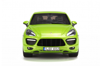 PORSCHE Cayenne GTS (92A) 2013 Metallic Light Green