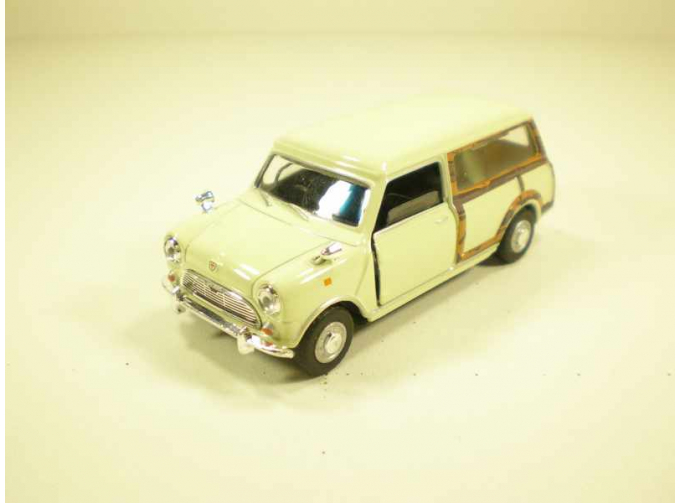 MINI Travellers Van, ivory