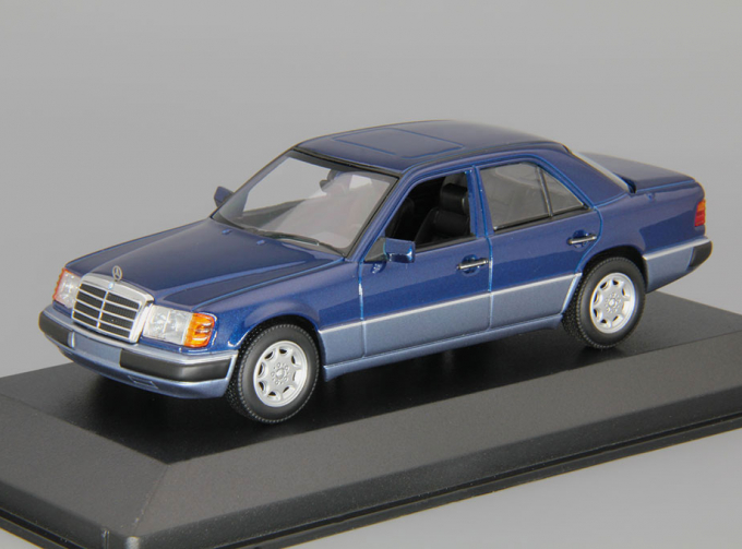 MERCEDES-BENZ 230E (1991), blue metallic