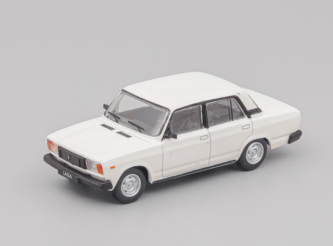 ВАЗ 2105, белый