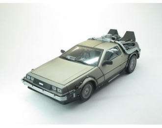 DeLOREAN "Back to the Future" (PART I) из фильма Назад в будущее 1