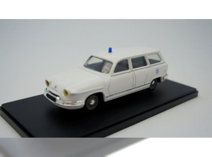 PANHARD PL17 Break Ambulance 1959 White