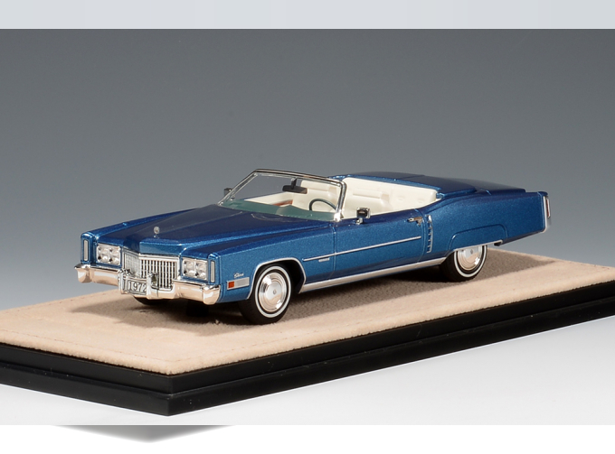 CADILLAC Eldorado Convertible (открытый) (1972), St.Moritz Blue Metallic