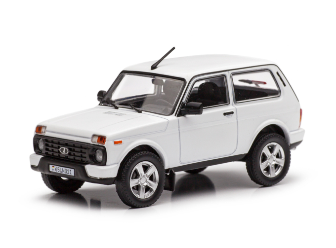 Lada Niva Urban белый