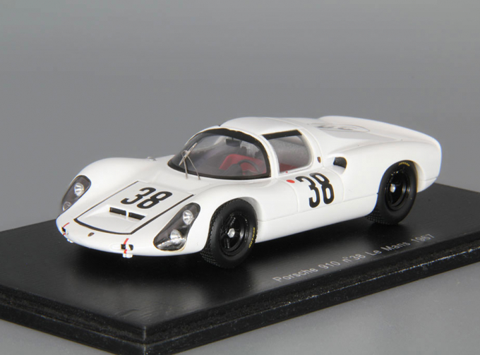 Porsche 910 #38 Le Mans J. Neerpasch - R. Stommelen (1967), white