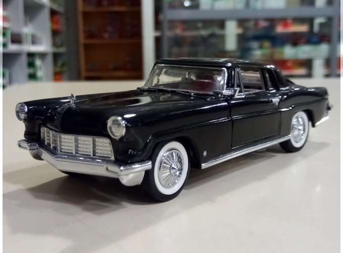 LINCOLN Continental Mk II (1956), Black