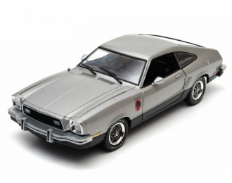 FORD Mustang II Stallion 1976, Silver/Black