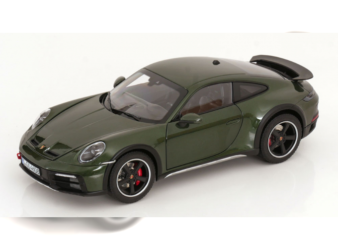 PORSCHE 911 Dakar (2023), green metallic