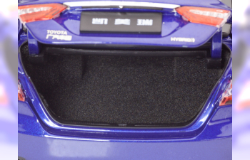 TOYOTA Camry 8 поколение, синий металлик