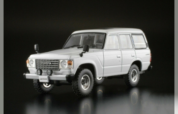 TOYOTA LAND CRUISER (LC60) 4х4 1982 White