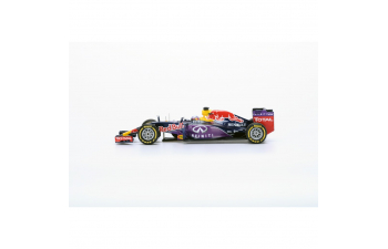 Red Bull RB11 #3 2015 Infiniti Red Bull Racing, Daniel Ricciardo