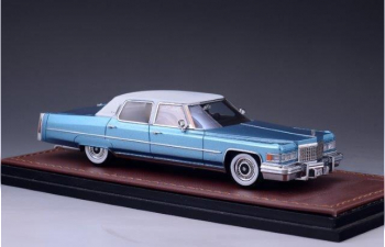 CADILLAC Fleetwood Brougham 1976 Crystal Blue Firemist