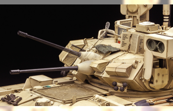 Сборная модель Американская БМП M3A3 Bradley w Busk III