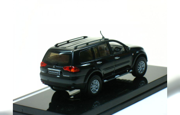 MITSUBISHI Pajero Sport (2009), black mica