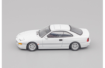 BMW 850 CSi (1992), white