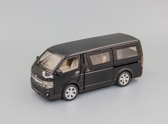 TOYOTA HIACE, черный